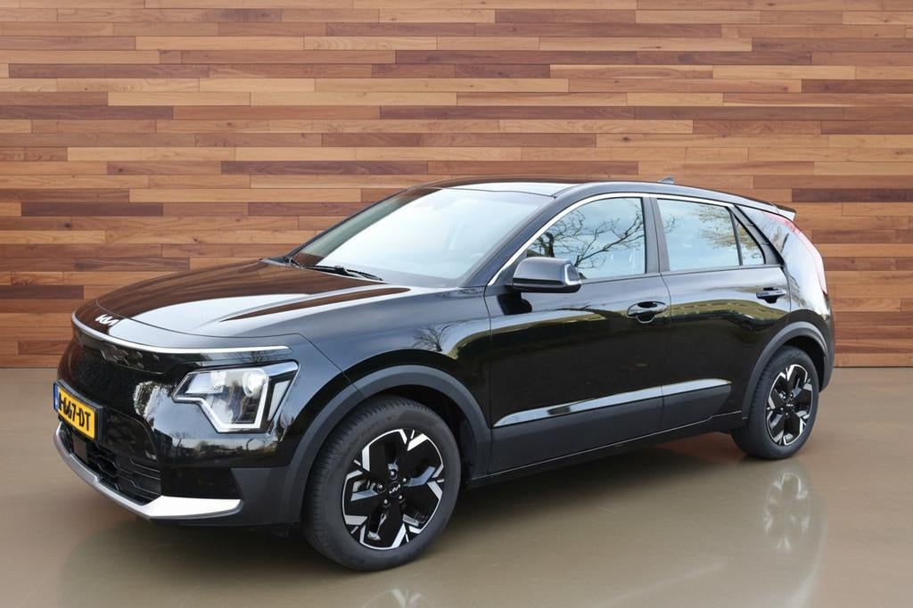 Kia Niro EV ComfortLine 64.8 kWh | NIEUW MODEL | SOH 100% |, Stof, Gebruikt, Met garantie (alle), 1657 kg