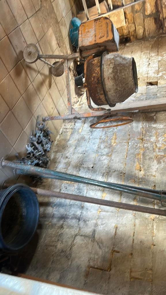 Betonmolen atika, Ophalen, Gebruikt