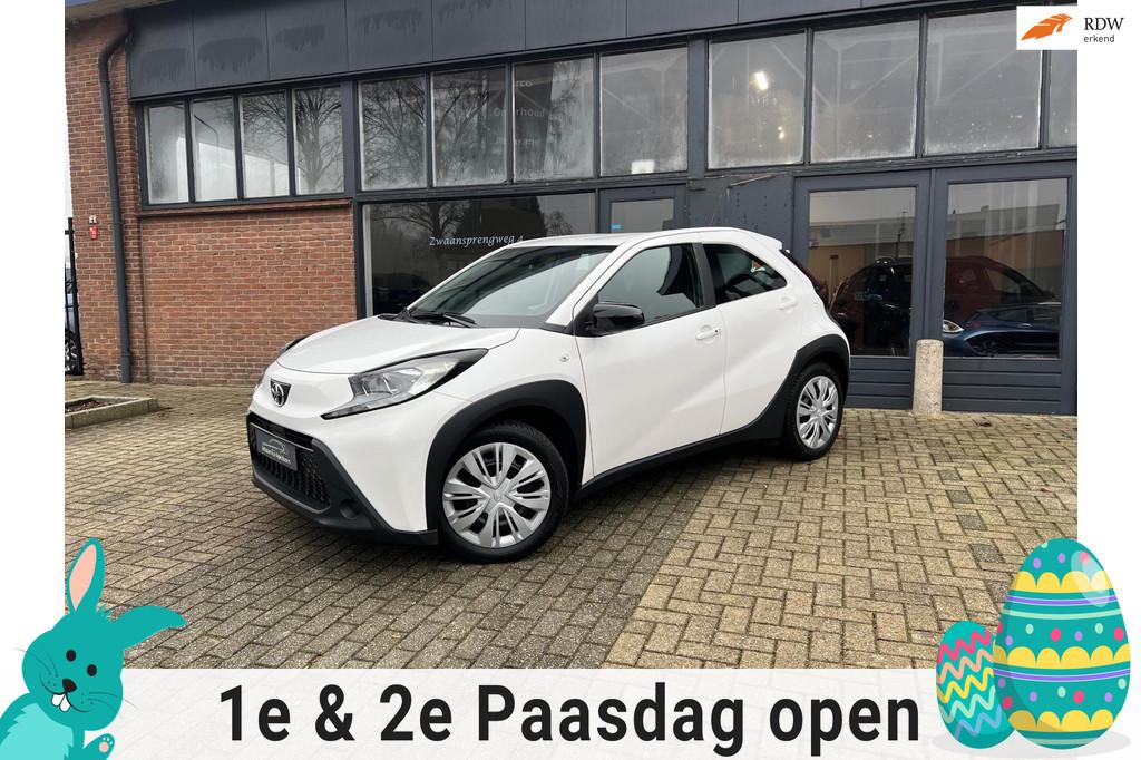 Toyota Aygo X 1.0 VVT-i S-CVT Premium, Acc Dealer OH Automaa, Stof, Gebruikt, Zwart, 4 stoelen