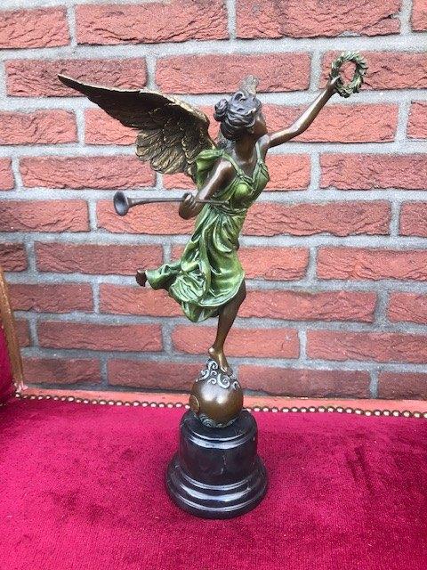 Weens brons: VICTORY, Ophalen of Verzenden, Brons