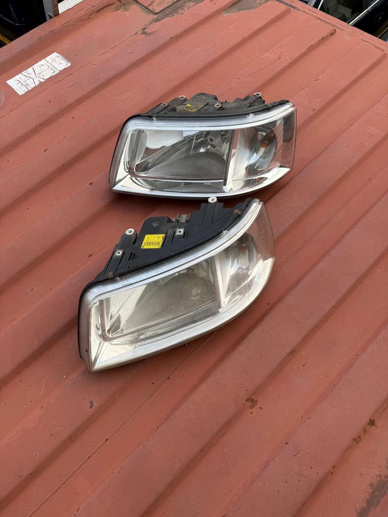 Volkswagen T5 koplamp LINKS 7H1941015 N, Gebruikt, -, Volkswagen, -