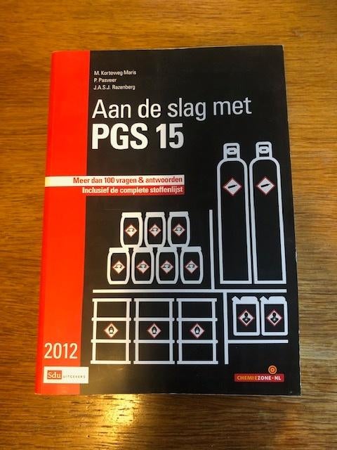 Omgaan met pgs 15, Ophalen of Verzenden, Zo goed als nieuw, Overige onderwerpen