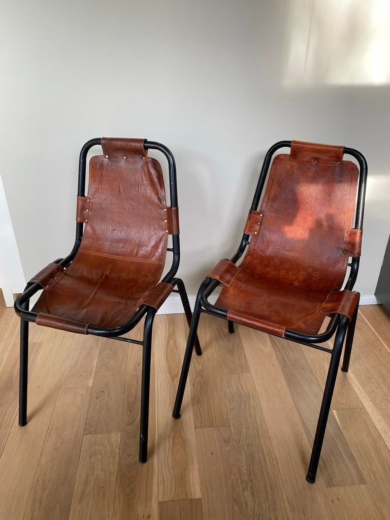 2x Charlotte Perriand Les Arcs stoelen met patina, Ophalen, Gebruikt, Twee, Bruin