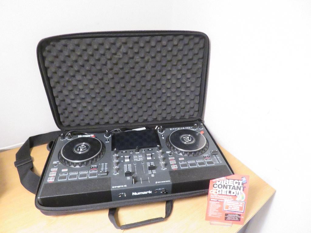 Numark Mixstream Pro+ standalone DJ-controller, Muziek en Instrumenten, Dj-sets en Draaitafels, Ophalen, Gebruikt, Numark