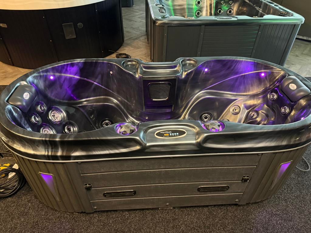 Jacuzzi 2 persoons black marble balboa !, Ophalen, Pomp