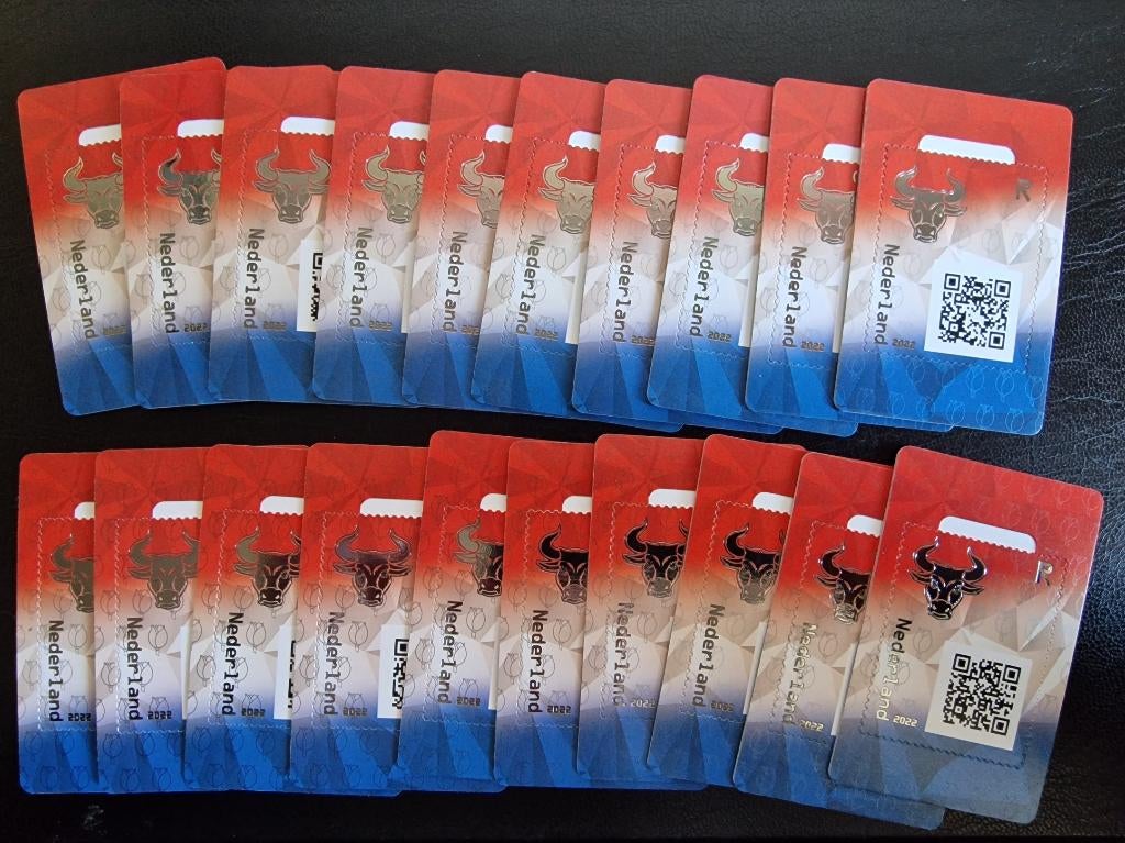 2022 NL Crypto Stamp Stier ZWART, GROEN, BLAUW en GEEL. PF., Ophalen of Verzenden, Na 1940, Postfris