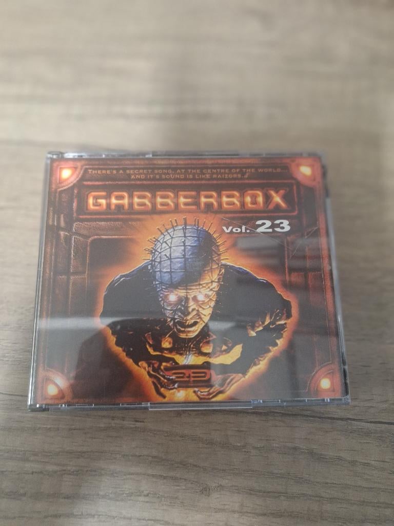Oude 3 cd box hardcore gabber Gabberbox vol 23 uit 2003, Ophalen of Verzenden, Gebruikt