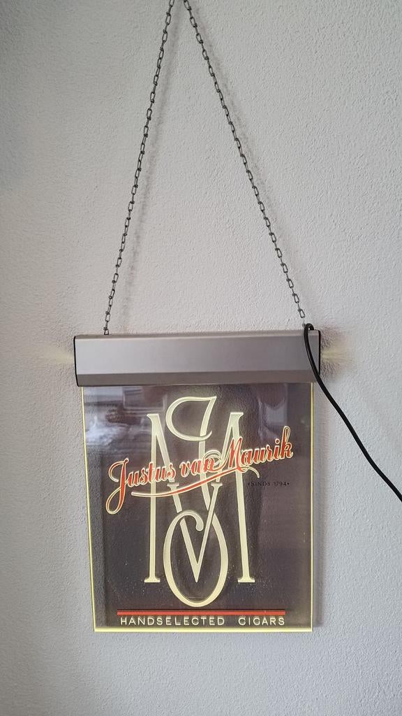 reclamebord Justus van Maurik, Ophalen of Verzenden, Gebruikt, Lichtbak of (neon) lamp