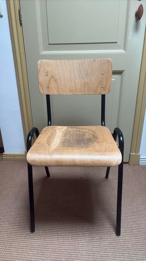 Vintage school stoeltje, Bruin, Ophalen of Verzenden, Zo goed als nieuw, Eén