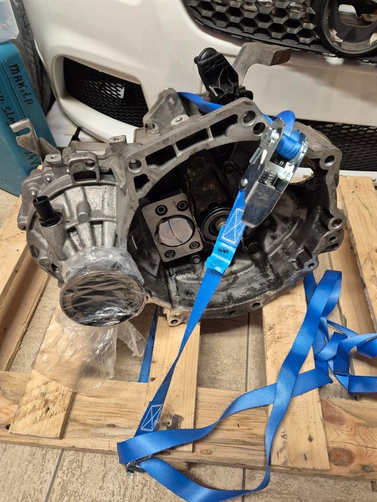 02R (02A 02J) Nieuw met sper! 0km 1.8t 20vt 02m gti, Auto-onderdelen, Ophalen of Verzenden, Nieuw, Volkswagen