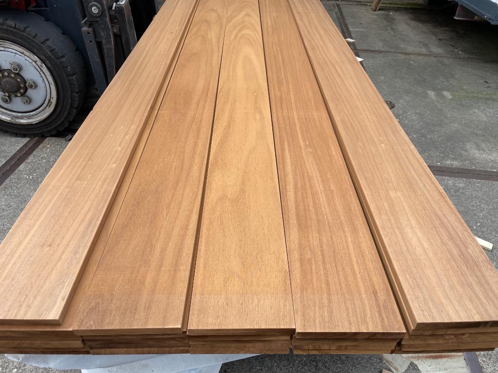 Ayous 250m2 barcode gevel  ook veel frake prijsverlaging, Ophalen, Planken, Nieuw, Hardhout