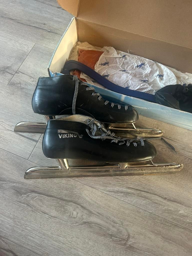 Viking noren mid hoog maat 45, Sport en Fitness, Schaatsen, Ophalen of Verzenden, Gebruikt, Noren, Viking