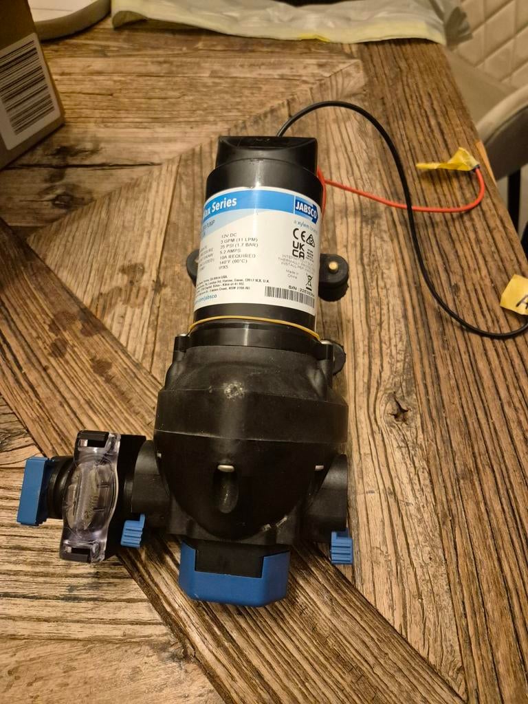 Drinkwaterpomp, Ophalen of Verzenden, Motor en Techniek, Zeilboot of Motorboot