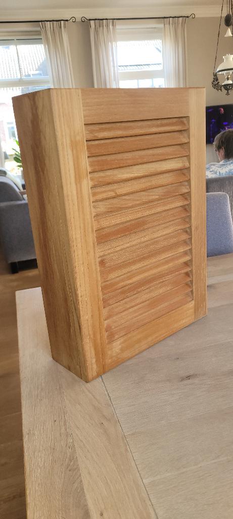 Teakhouten medicijnkastje met louvredeurtje, Watersport en Boten, Ophalen of Verzenden, Gebruikt, Kombuis en Sanitair