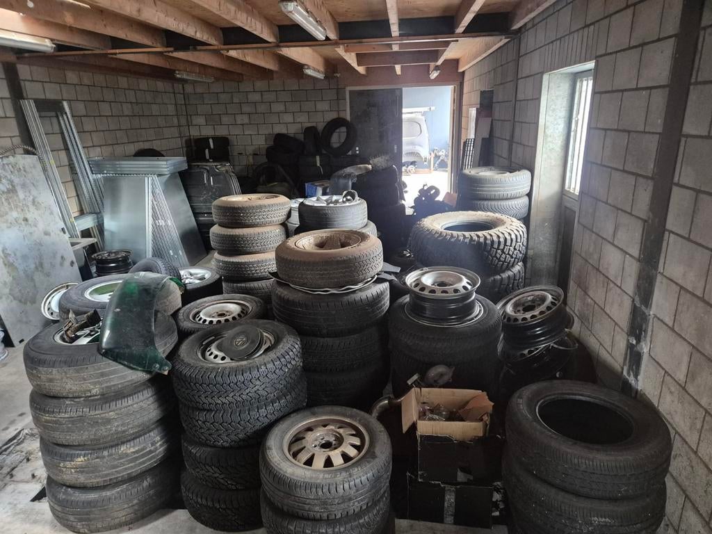 Vele banden en wielen tekoop, Auto diversen, Wieldoppen, Ophalen of Verzenden