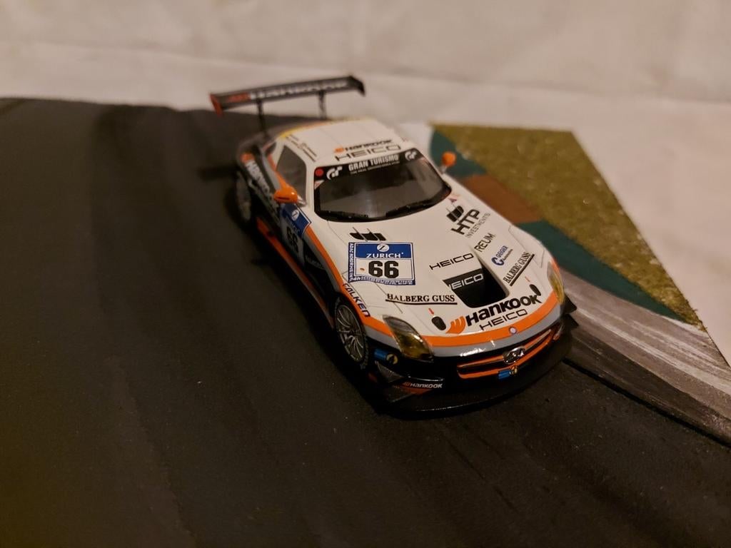 Mercedes SLS AMG GT Minichamps Diorama, Ophalen of Verzenden, Zo goed als nieuw, Auto, MiniChamps