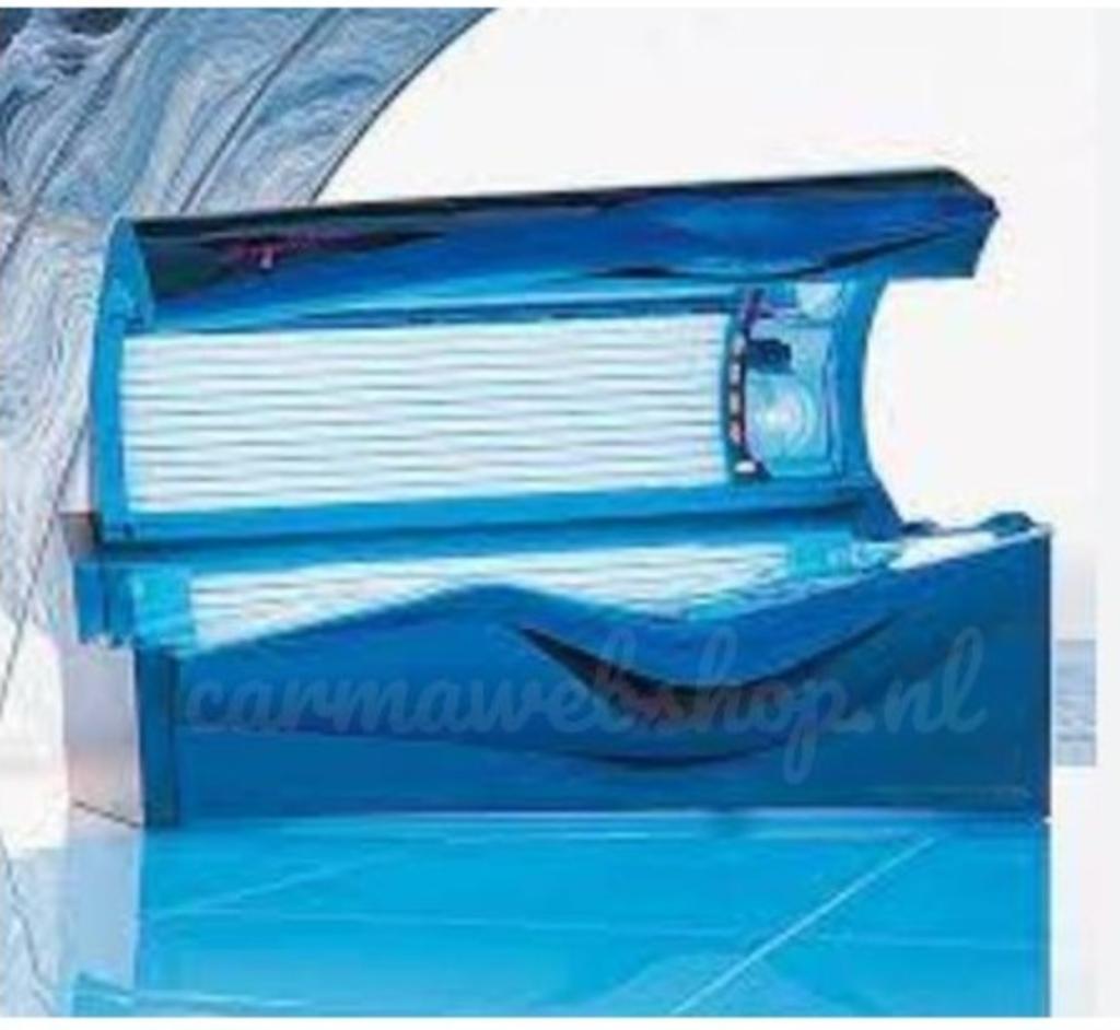 Ergoline Avantgarde 600 Blue Occasion, Ophalen of Verzenden, Gebruikt, Zonnebank dubbelzijdig, 15 lampen of meer