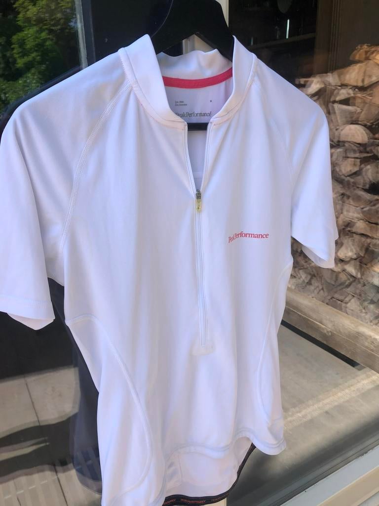 Peak performance  fiets shirt Medium, Fietsen en Brommers, M, Peak performance, Ophalen of Verzenden, Zo goed als nieuw