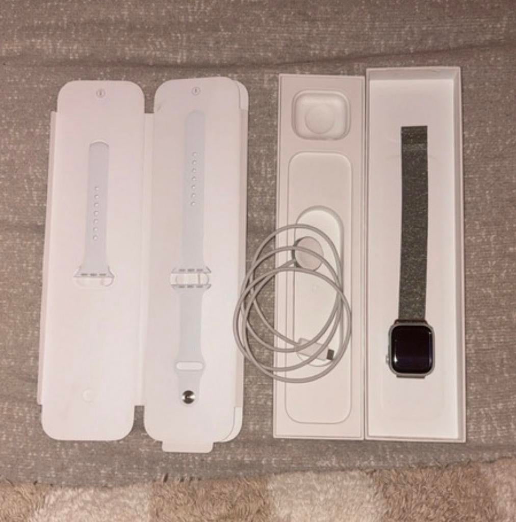 Apple Watch serie 8 41mm, Afstand, IOS, Ophalen of Verzenden, Zo goed als nieuw