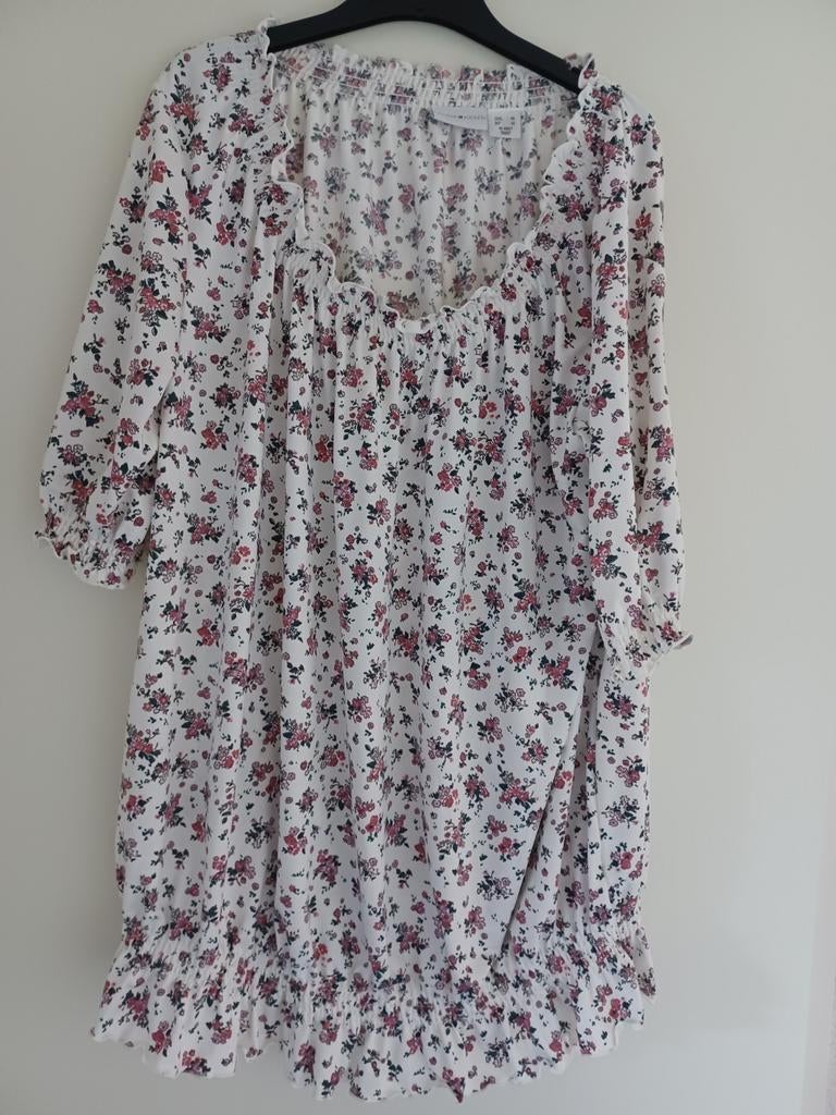 Bloemetjes blouson  mt 46, Maat 46/48 (XL) of groter, Ophalen of Verzenden, Zo goed als nieuw, Korte mouw