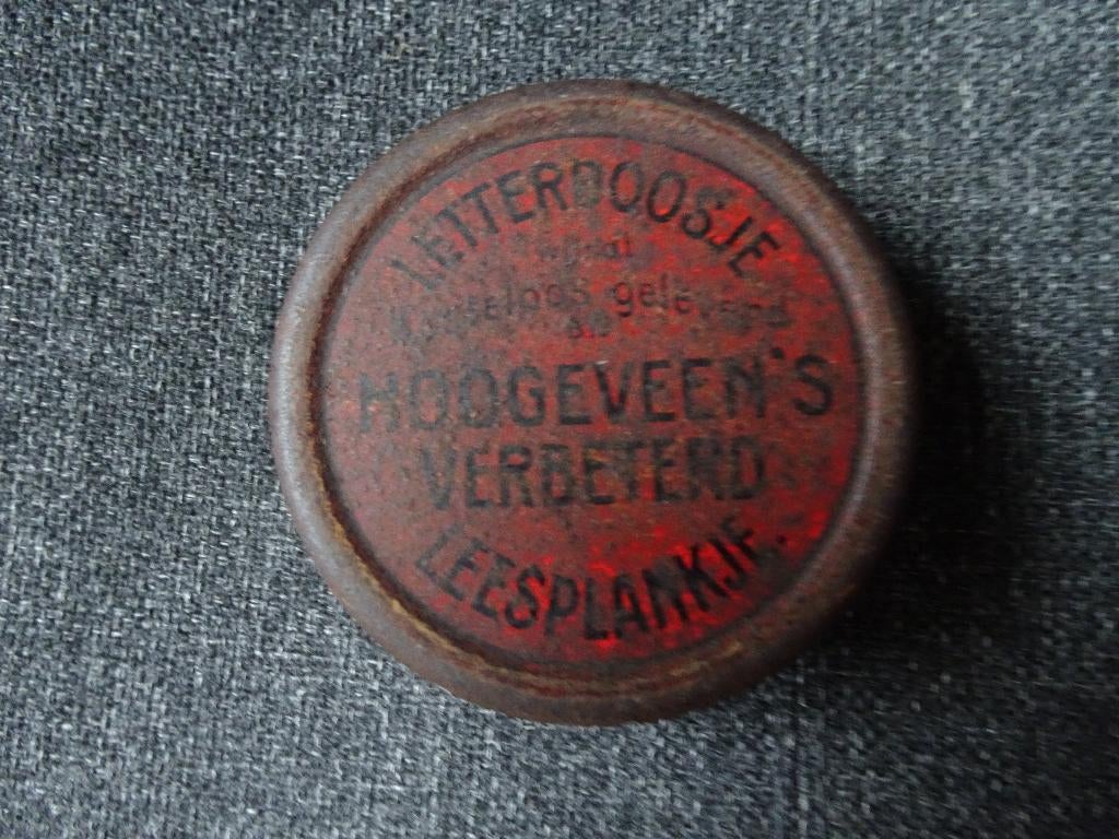 oud blikje hoogeveen,s leesplankje zonder letters, Ophalen of Verzenden