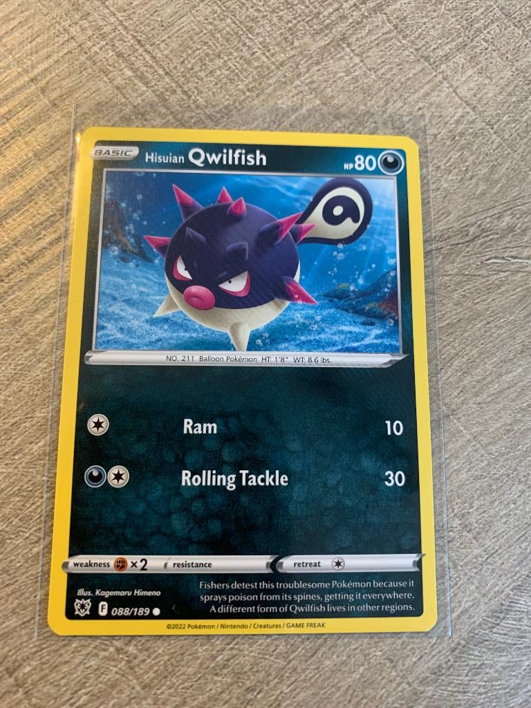 Hisuian Qwilfish 088/189 Astral Radiance - Pokémon Kaart, Hobby en Vrije tijd, Verzamelkaartspellen | Pokémon, Nieuw, Losse kaart
