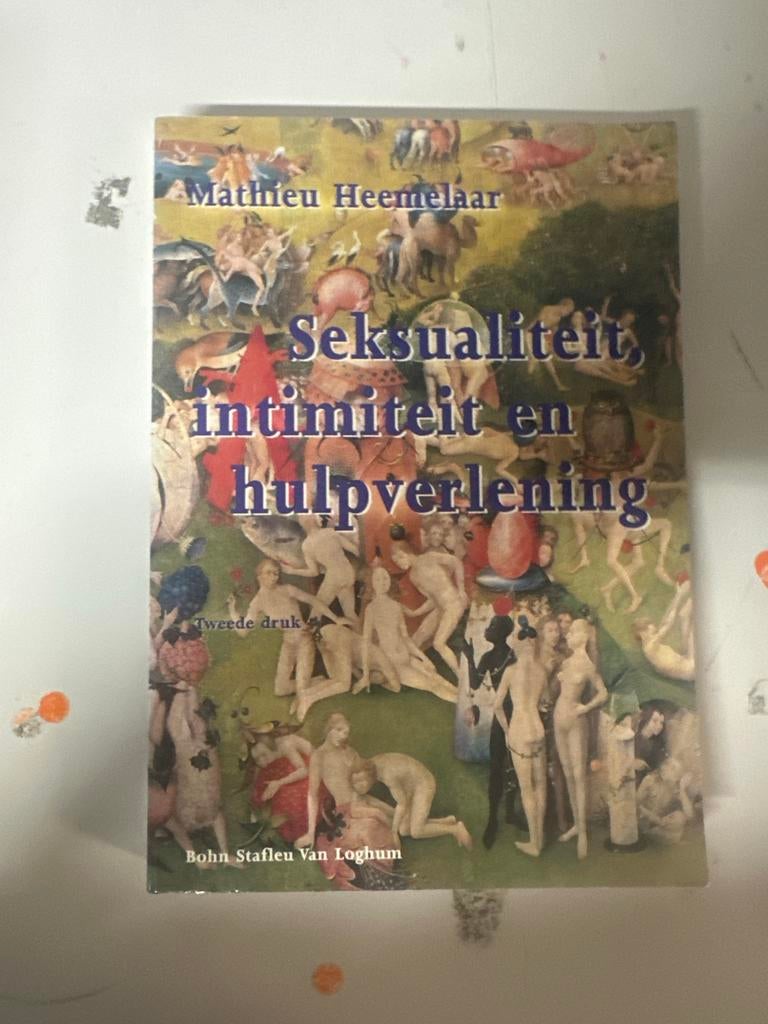 Seksualiteit, intimiteit en hulpverlening - Mathieu Heemelaa, Ophalen of Verzenden, Zo goed als nieuw