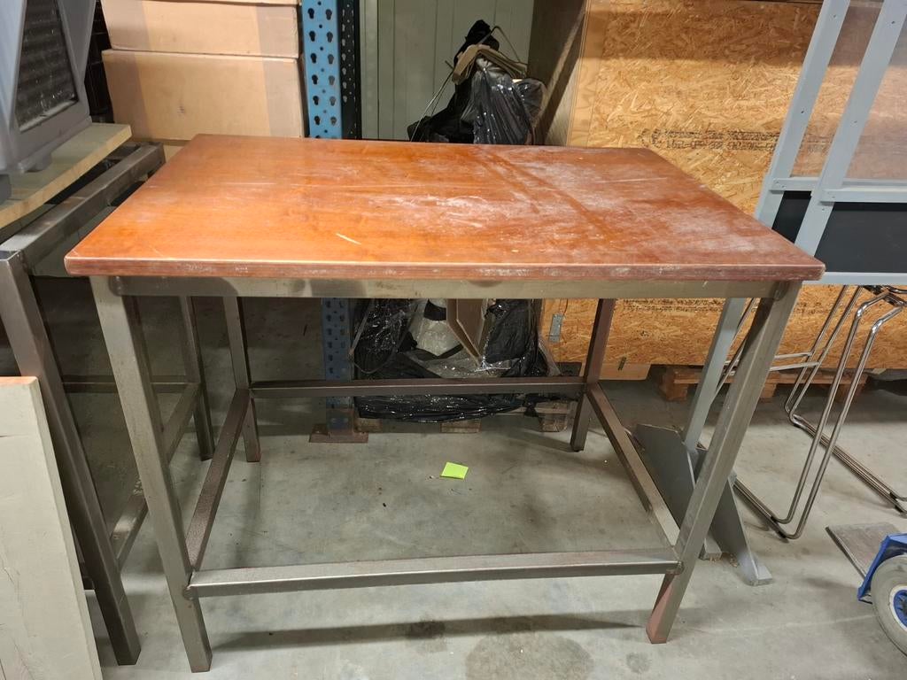 2x Stevige Bartafel voor Mancave of Werkplaats, Gebruikt, 50 tot 100 cm, Tot twee personen, 50 tot 100 cm