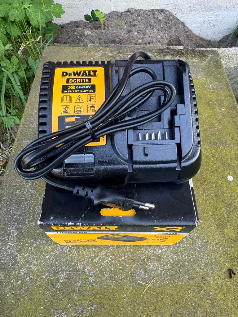 Dewalt oplader DCB115, Ophalen of Verzenden, Nieuw