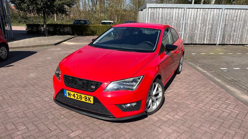Seat Leon 1.4 TSI 140PK 2013, Auto's, Voorwielaandrijving, 4 cilinders, Leon, Leder en Stof