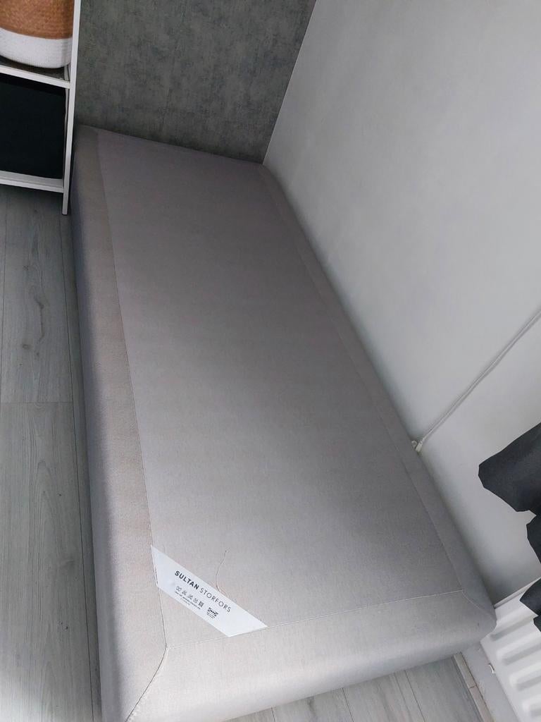 Gratis Boxspring bodem 90x220 cm - IKEA Sultan Storfors, Huis en Inrichting, Slaapkamer | Boxsprings, Ophalen, Gebruikt, 90 cm