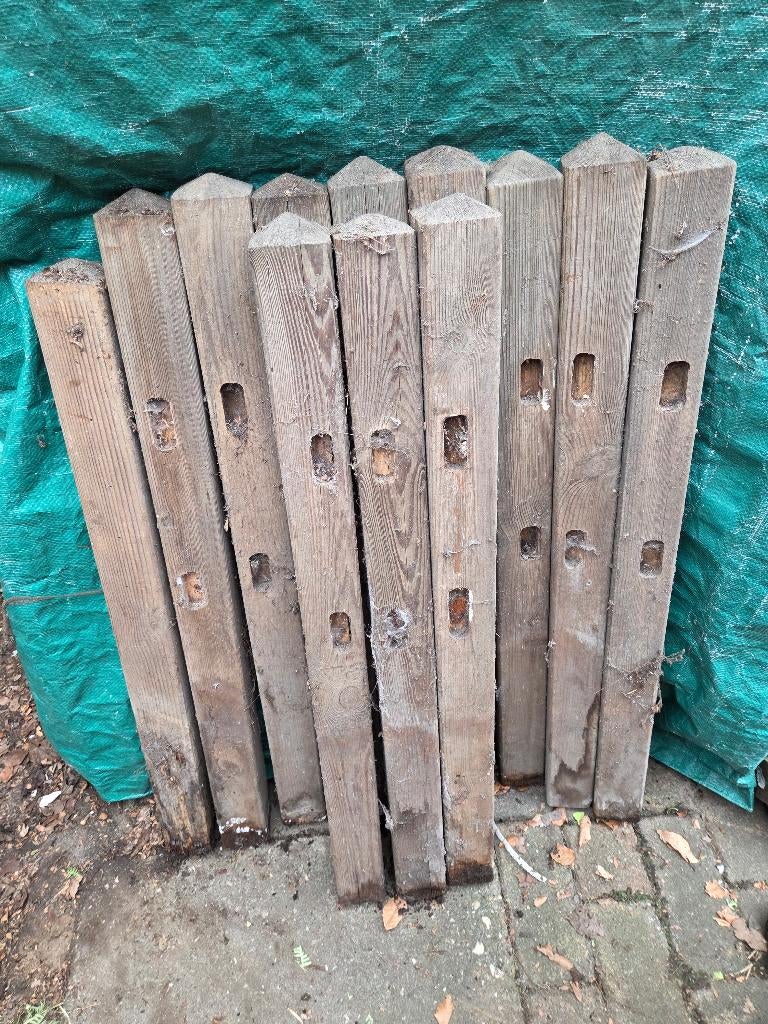 12 paaltjes voor hek, Ophalen, Gebruikt, Minder dan 180 cm, Palen