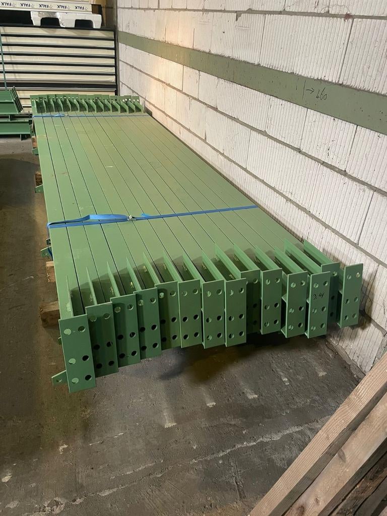 Spanten Loods Stal Staalconstructie 7m br Vergunnings vrij !, Ophalen