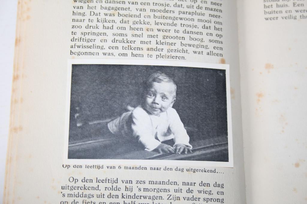 Antoon Coolen - Stijntje (met fotootjes), Boeken, Ophalen of Verzenden, Gelezen, Noord-Brabant