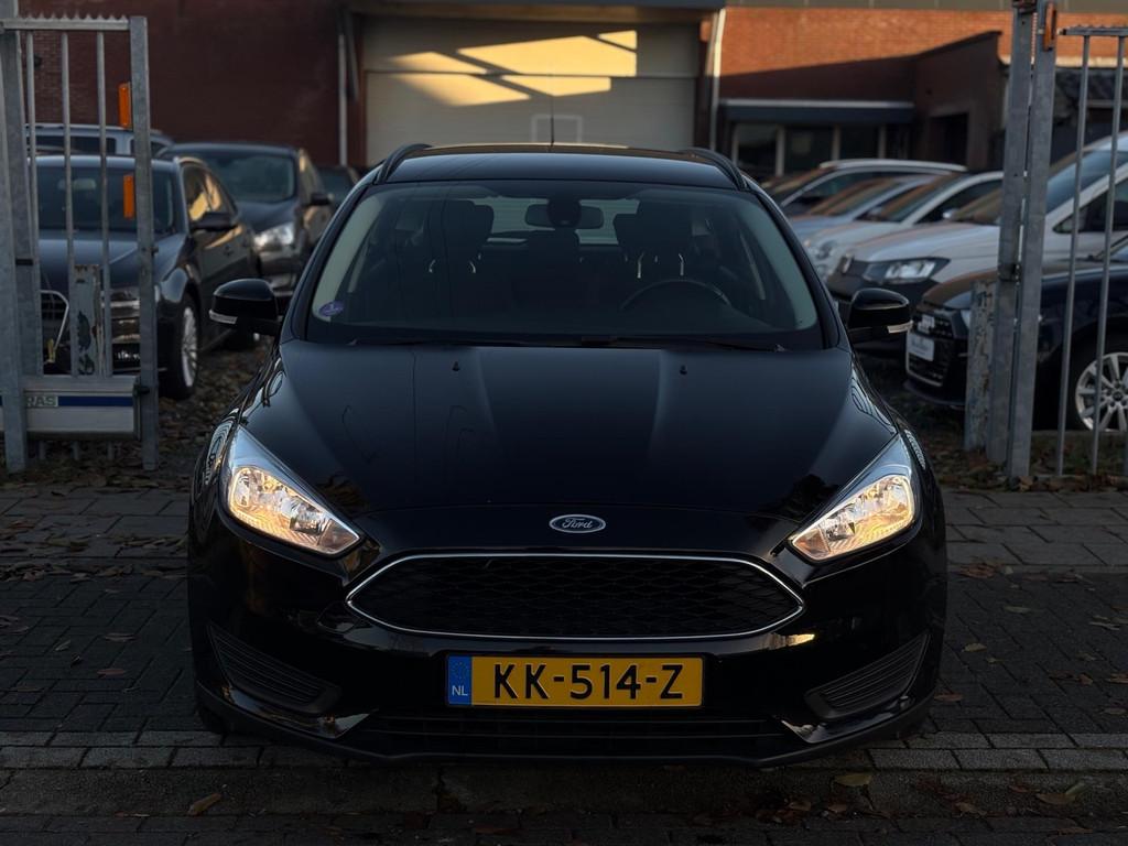Ford Focus Wagon 1.0 Trend | Nieuwe D-Riem | Trekhaak | Navi, Gebruikt, Navigatiesysteem, Zwart, Origineel Nederlands