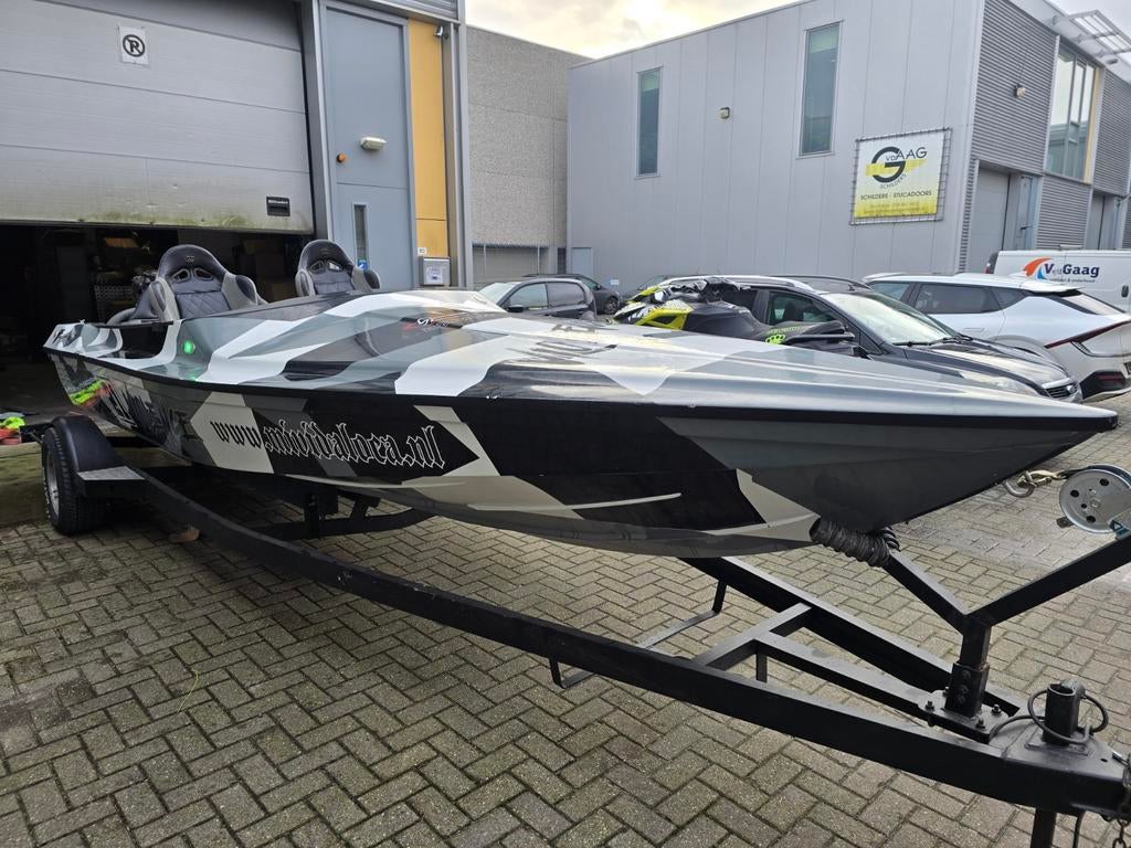 BERNICO 21ft met compleet gereviseerde 225PK mercury V6, Watersport en Boten, Speedboten, Ophalen, 6 meter of meer, Zo goed als nieuw