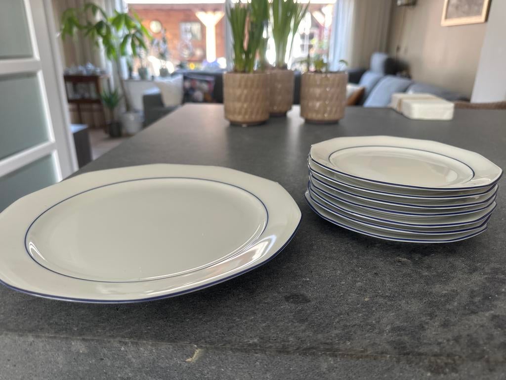 Winterling Marktleuthen Bavaria borden met blauwe rand, Ophalen of Verzenden, Zo goed als nieuw, Bord(en), Overige stijlen