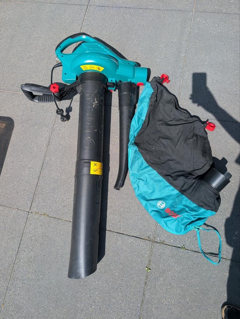 Bosch bladblazer en zuiger, Ophalen, Gebruikt, Elektrisch