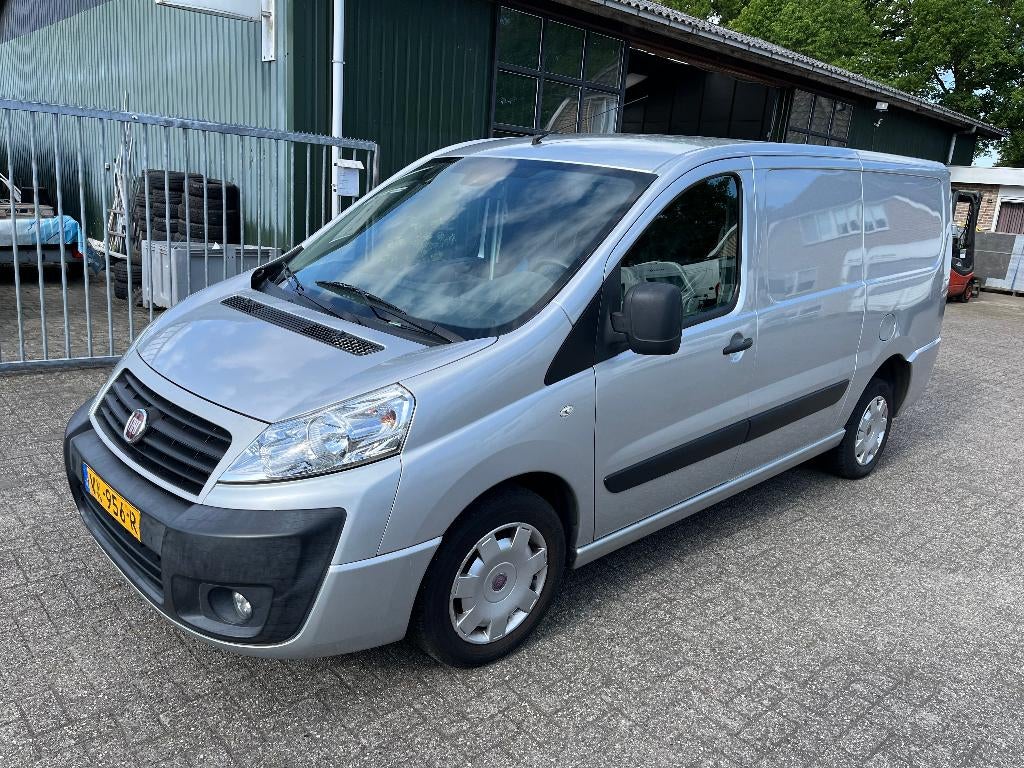 Fiat Scudo 2.0 D 94KW 2014, Auto's, Voorwielaandrijving, 4 cilinders, Origineel Nederlands, Blauw