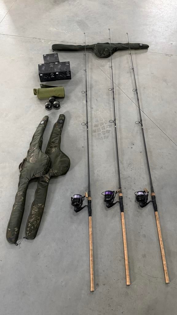 3x Nash Scope 9ft 3lbs met GT6000 molens en extra spoelen, Watersport en Boten, Hengelsport | Karpervissen, Ophalen of Verzenden