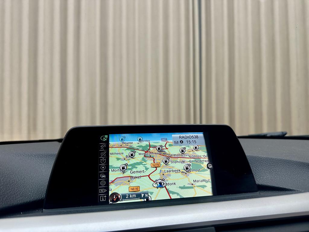 BMW 4 Serie Gran Coupé 418d High Executive *Leder* Xenon /, 745 kg, 4 cilinders, 23 km/l, Leder