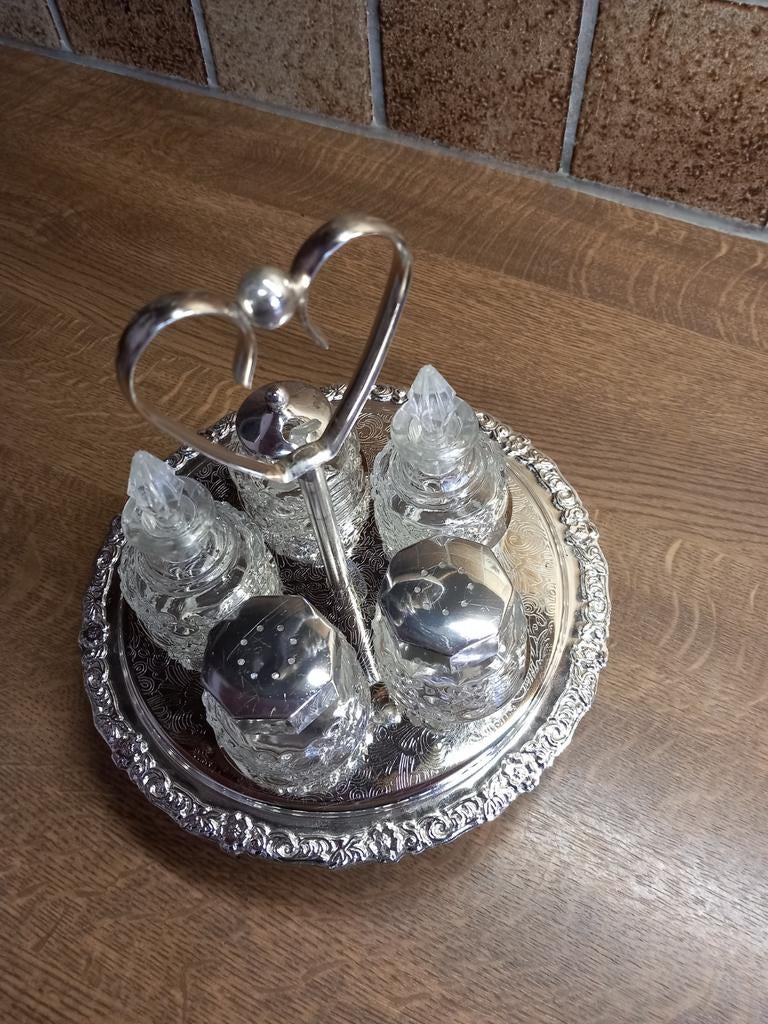 Peper/zout en kruiden tafel set, Ophalen