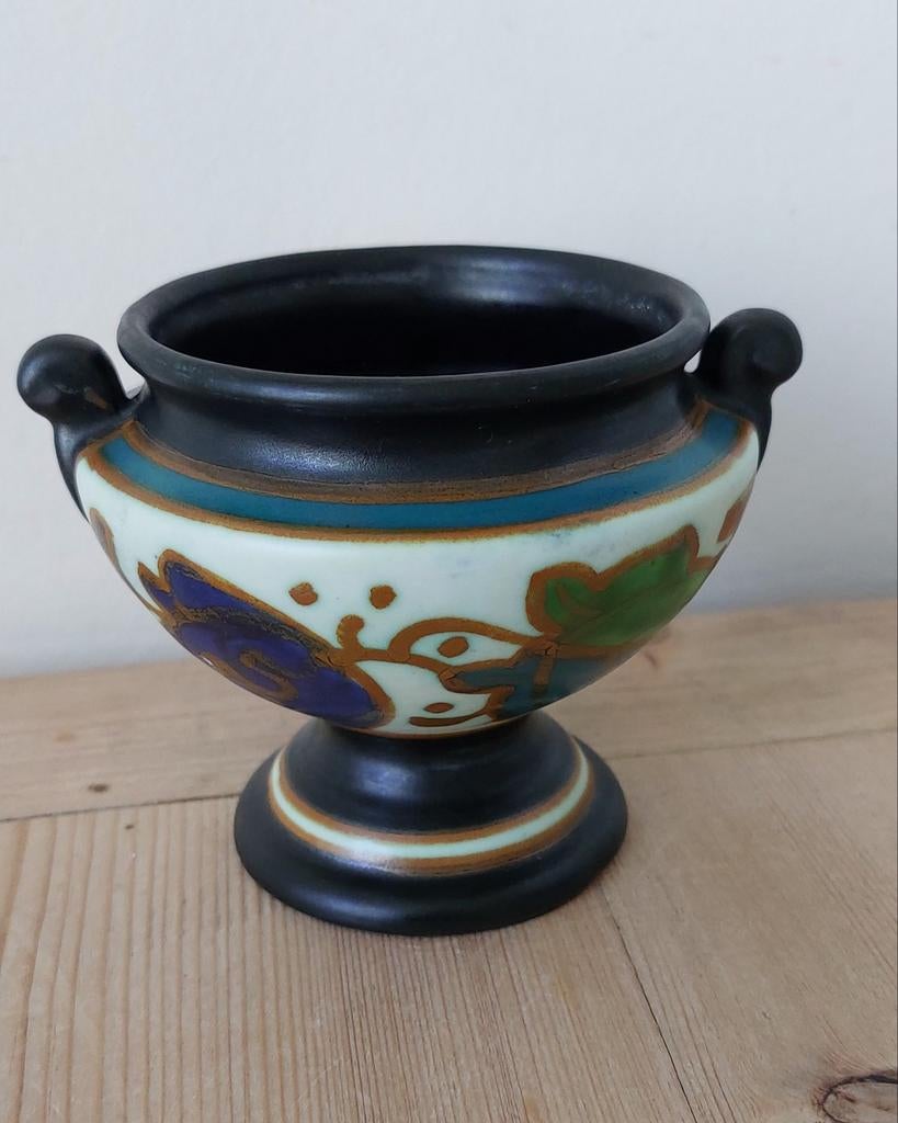 Gouda Arnhem Holland Plateel vaasje 506, Ophalen