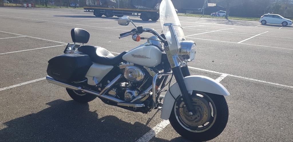 Harley Davidson FLHRCI Road King Custom 2005 - Wit, 2 cilinders, Motorrijbewijs A, Particulier, Meer dan 35 kW