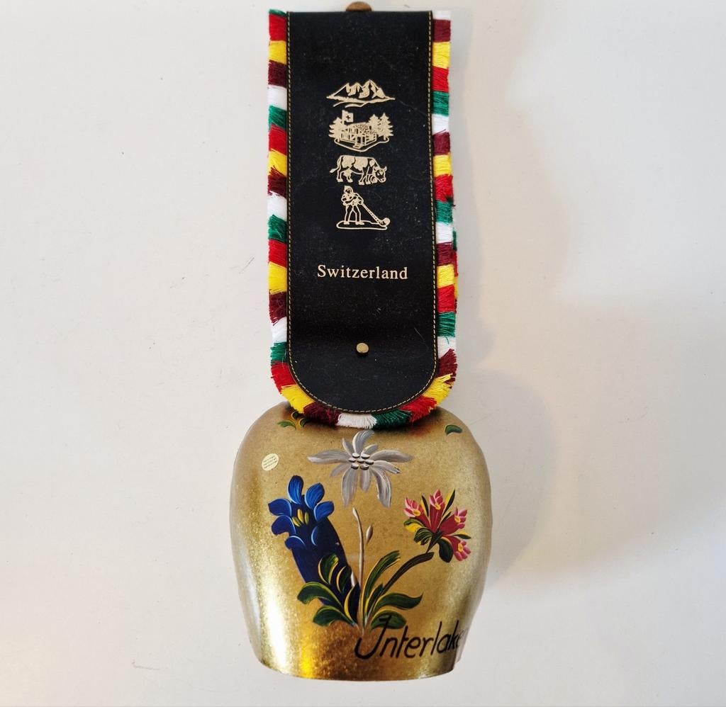 XXL super koebel Interlaken zwitserland koe bel pub cafe, Verzenden