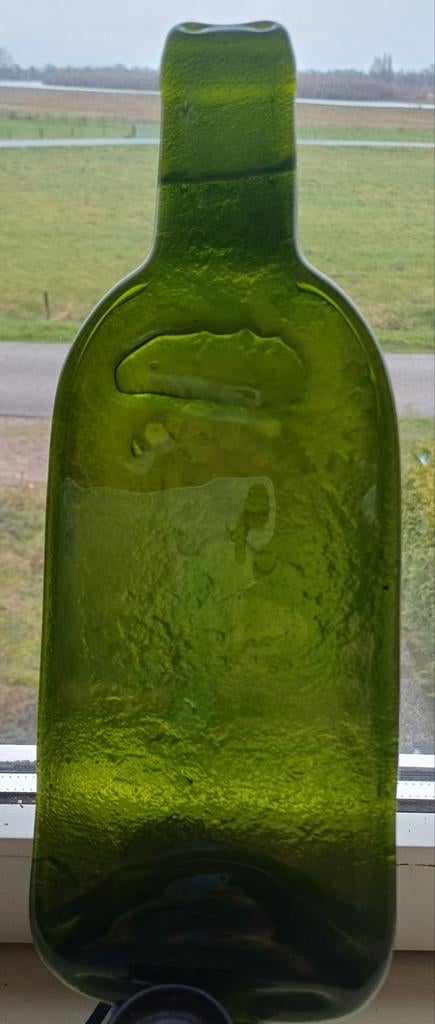 Unieke en milieuvriendelijke serveer'plank' van wijnfles, Huis en Inrichting, Ophalen of Verzenden