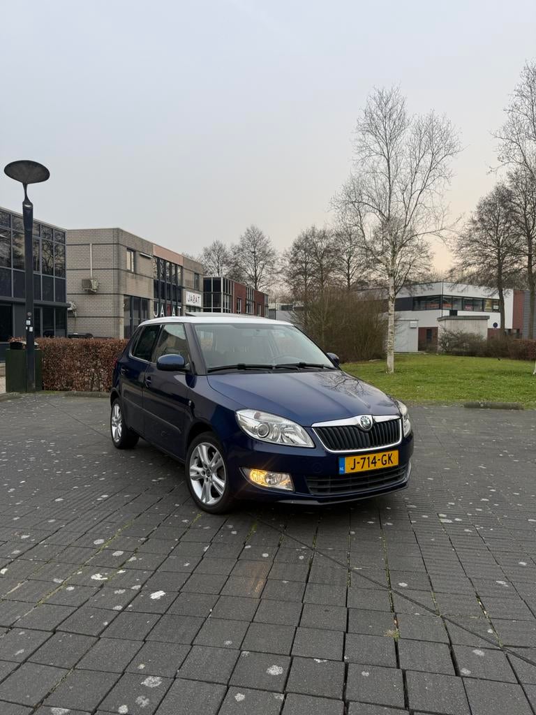 Skoda Fabia 1.2 TSI 77KW 2011 Blauw, Auto's, Voorwielaandrijving, 40 €/maand, 4 cilinders, Blauw