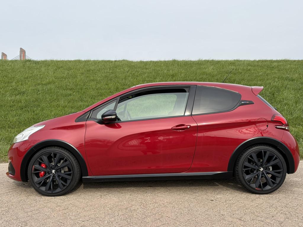 Peugeot 208 1.6 e-THP GTi by Peugeot Sport UNIEK | Dealer on, Voorwielaandrijving, Gebruikt, Zwart, 4 cilinders