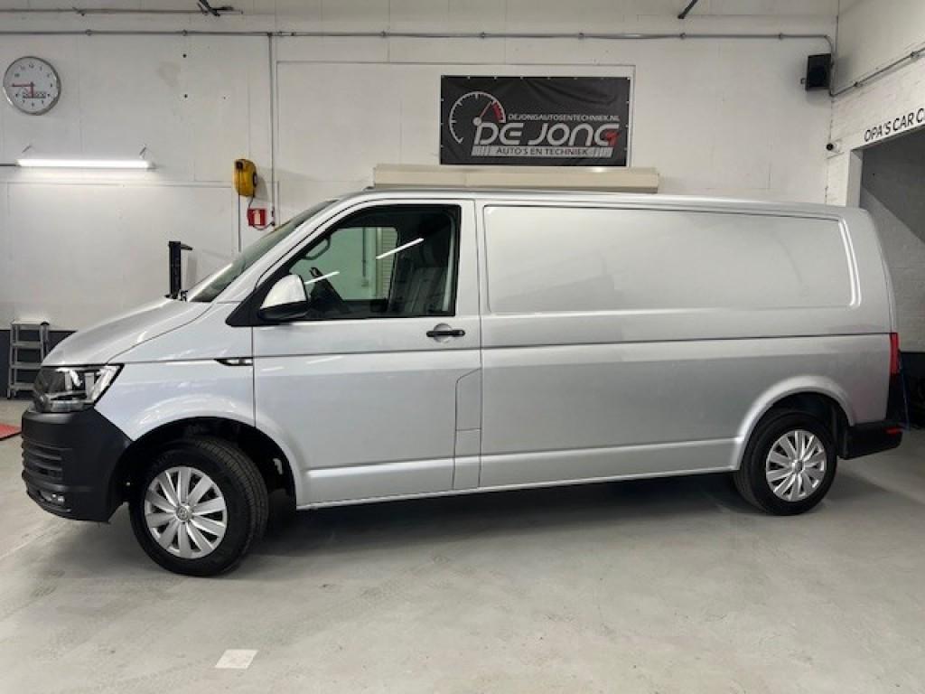 Volkswagen TRANSPORTER 2.0 TDI L2H1 150PK 3 zits, PDC, CAMER, Auto's, 4 cilinders, 150 pk, Volkswagen, 2500 kg