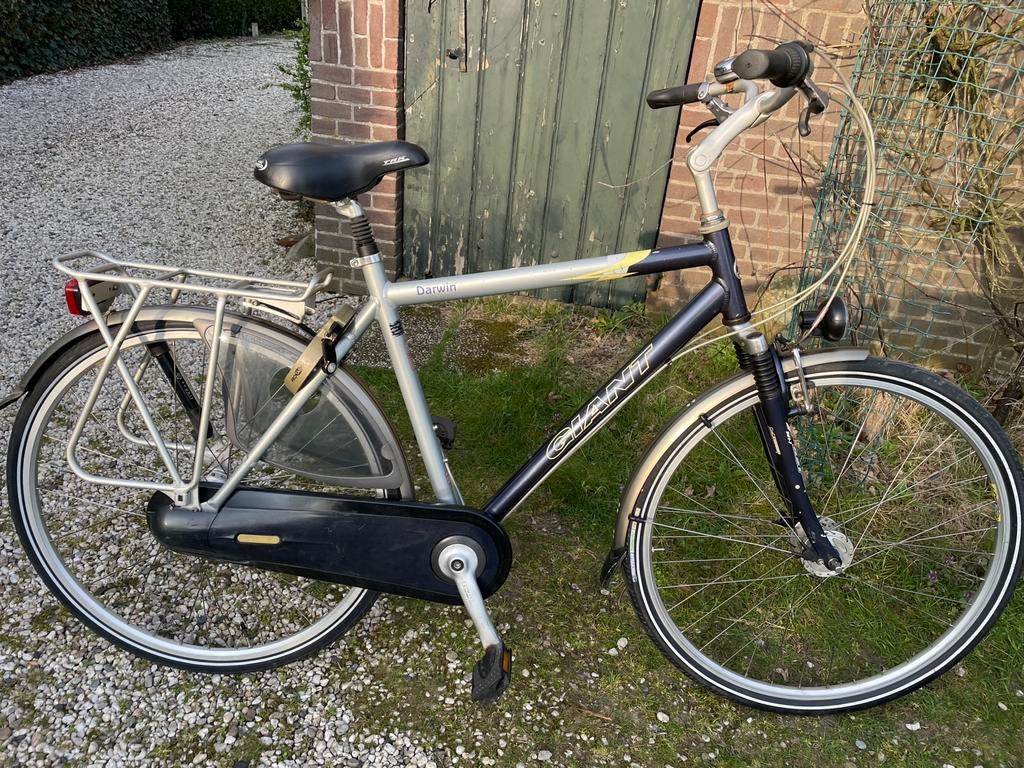 Mooie Giant Darwin, verkocht, Fietsen en Brommers, Ophalen, Versnellingen, Giant, Zo goed als nieuw